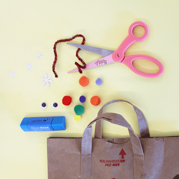 Check out this step by step Christmas DIY activity. Our Red Nose Reindeer DIY reindeer paper ball will bring your childhood dreams to life. Re-create the adorable reindeer we all know and love. An easy and fun activity for kids this holiday season. 