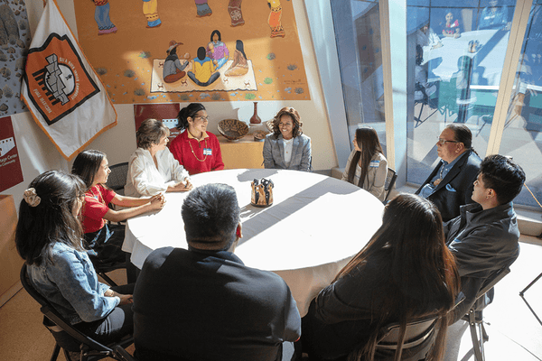 Yoobi jumps into action supporting Former First Lady, Michelle Obama’s efforts to inspire kids to complete their education beyond high school. Donating supplies to Native American students as well as making a commitment to donate year after year. 